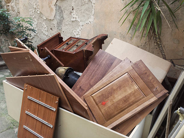 Best Commercial Cleanout Services  in Vincent, CA